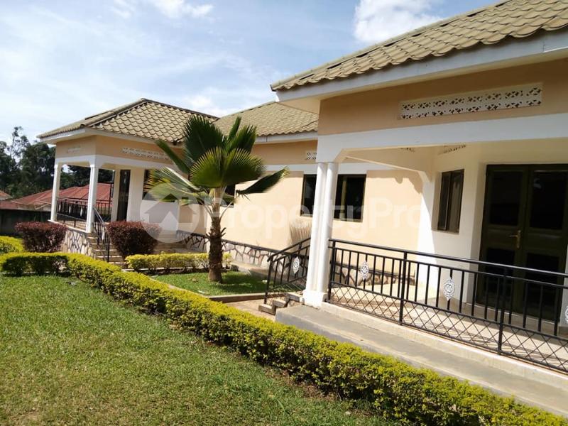 1 bedroom mini flat  Bungalow Apartment for rent namugongo road Wakiso Central - 4