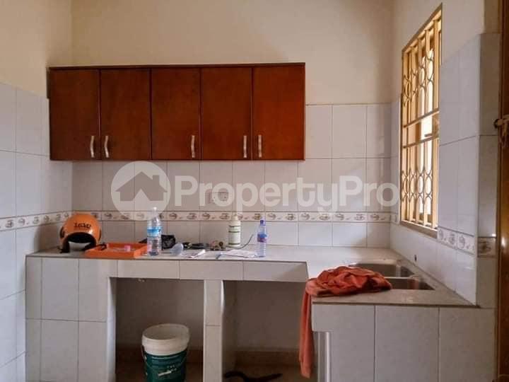 2 bedroom Apartment Block Apartment for rent namugongo road Wakiso Central - 6