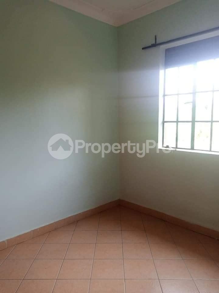 2 bedroom Apartment Block Apartment for rent namugongo road Wakiso Central - 6