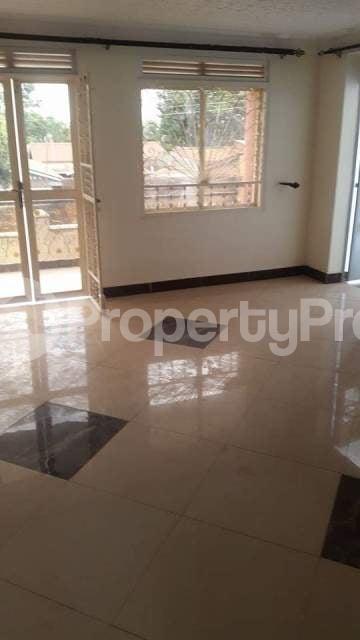 3 bedroom Apartment Block Apartment for rent kiwaatule road Wakiso Central - 4