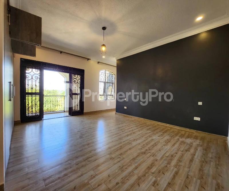 3 bedroom Apartment Block Apartment for rent kyanja road Kampala Central - 8