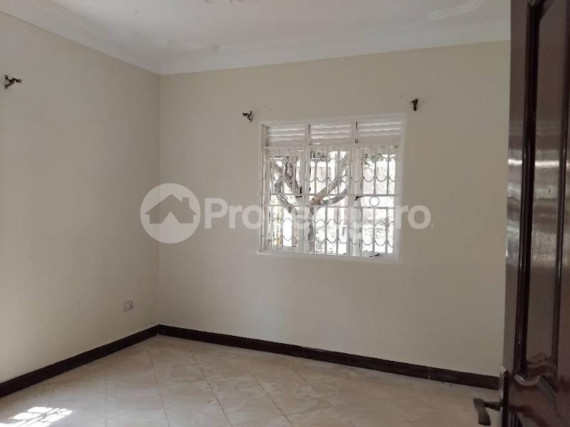 3 bedroom Bungalow Apartment for rent najjera road Wakiso Central - 1
