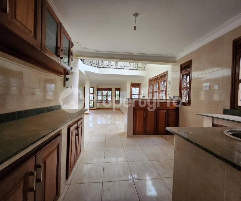 5 bedroom Apartment Block Apartment for rent kyanja road Kampala Central - 10