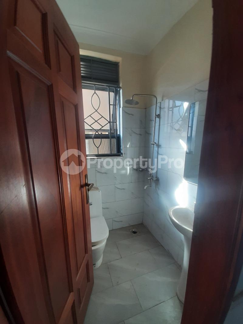 2 bedroom Apartment Block Apartment for rent naalya road Wakiso Central - 9