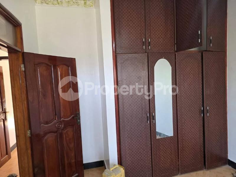 3 bedroom Apartment Block Apartment for rent naalya road Kampala Central - 9