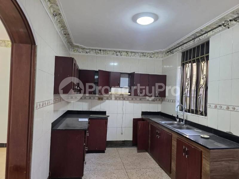 3 bedroom Apartment Block Apartment for rent naalya road Kampala Central - 21