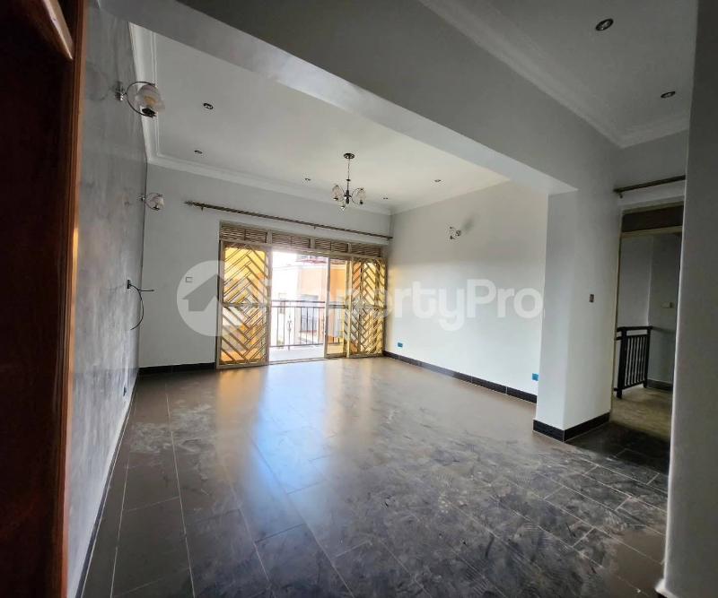 2 bedroom Apartment Block Apartment for rent kyanja road Kampala Central - 9