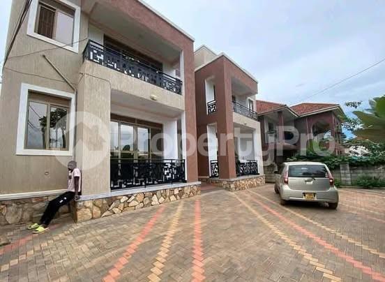 1 bedroom mini flat  Apartment Block Apartment for rent naalya road Kampala Central - 2