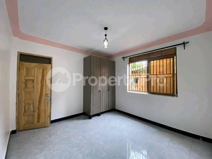 2 bedroom Apartment Block Apartment for rent naalya road Wakiso Central - 4