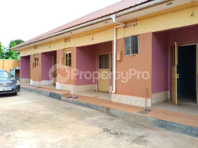 1 bedroom mini flat  Bungalow Apartment for rent wampeewo road Wakiso Central - 2