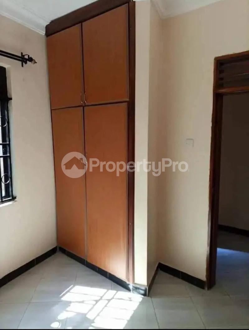 1 bedroom mini flat  Bungalow Apartment for rent mbalwa road Wakiso Central - 3