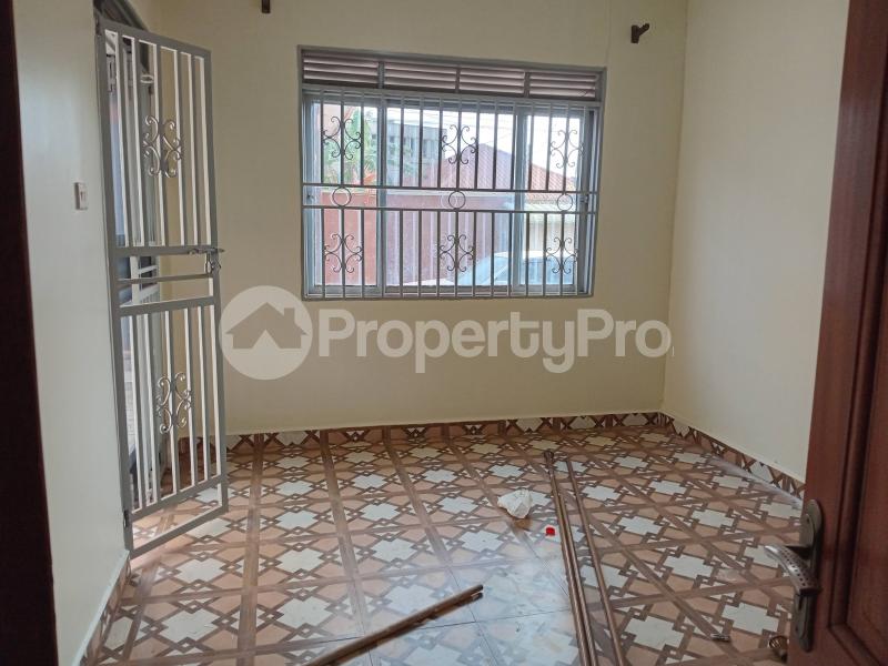 1 bedroom mini flat  Apartment Block Apartment for rent namugongo road Wakiso Central - 3