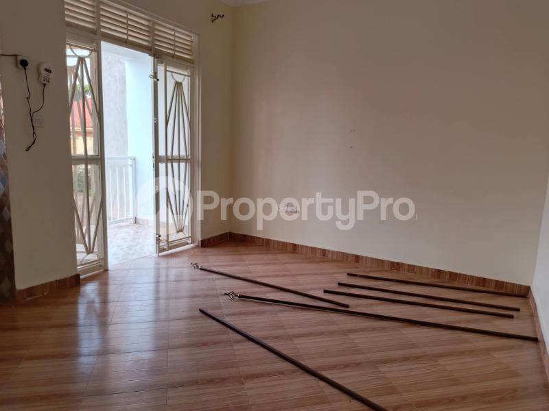 1 bedroom mini flat  Bungalow Apartment for rent kyaliwajjala road Wakiso Central - 3
