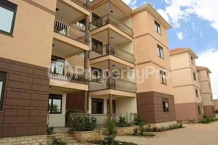 2 bedroom Apartment Block Apartment for rent kiwaatule road Wakiso Central - 3