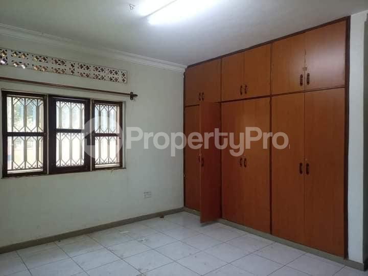 2 bedroom Apartment Block Apartment for rent bugoloobi road Kampala Central - 2