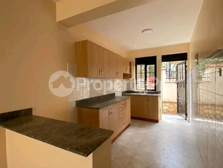 3 bedroom Apartment Block Apartment for rent kulambilo road Kampala Central - 0