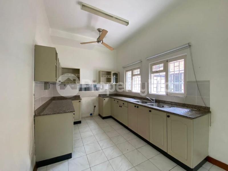 4 bedroom Apartment Block Apartment for rent kololo road Kampala Central - 17