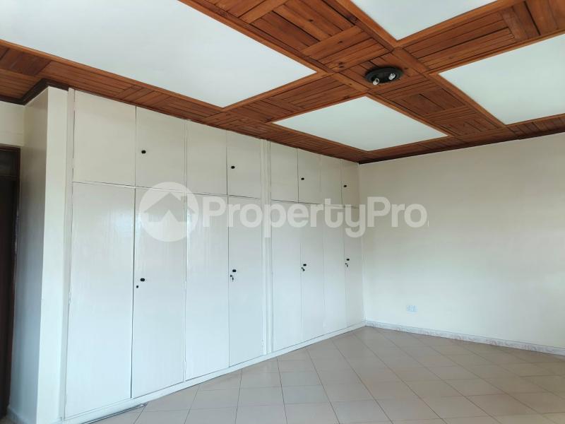 5 bedroom Apartment Block Apartment for rent bugoloobi road Kampala Central - 11