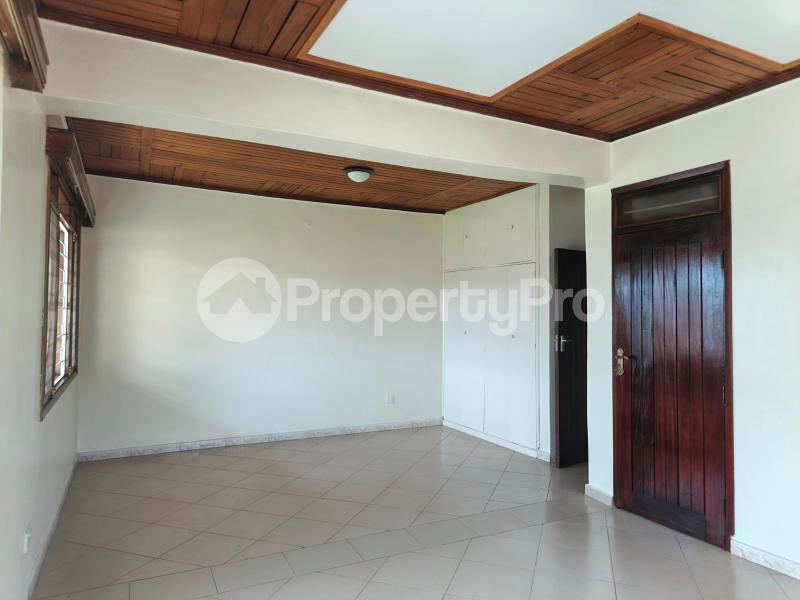 5 bedroom Apartment Block Apartment for rent bugoloobi road Kampala Central - 8