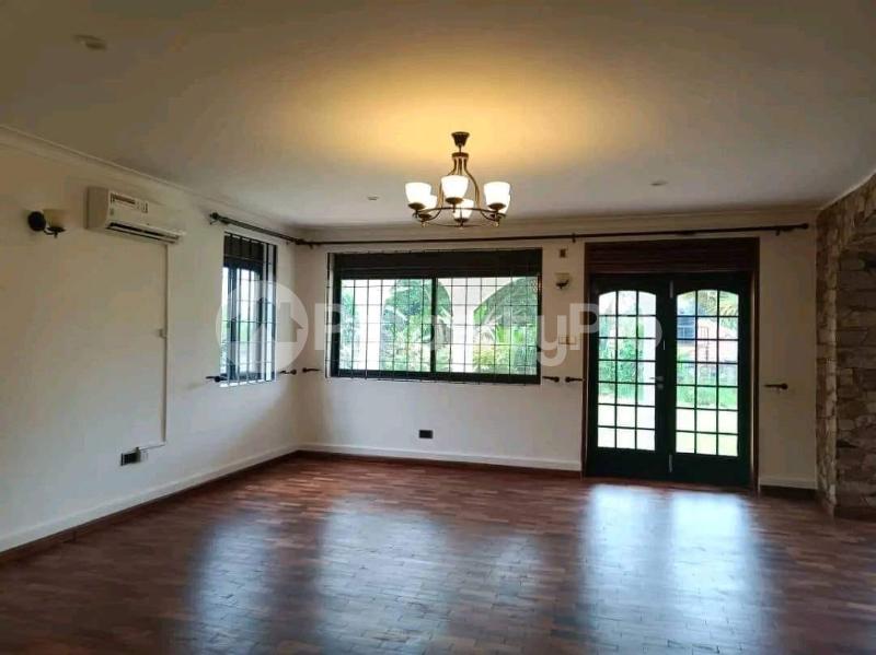 5 bedroom Apartment Block Apartment for rent naguru road Kampala Central - 2