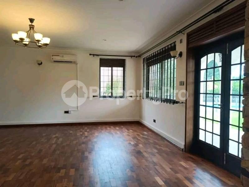 5 bedroom Apartment Block Apartment for rent naguru road Kampala Central - 16