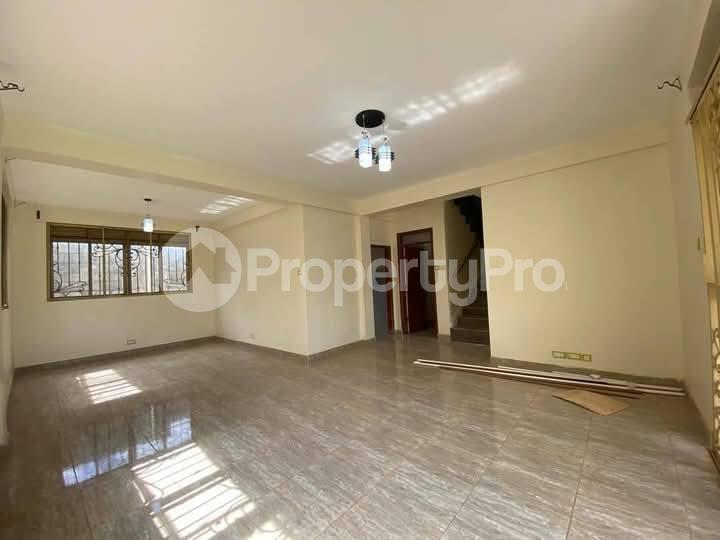 3 bedroom Apartment Block Apartment for rent kira road Kira Wakiso Central - 11