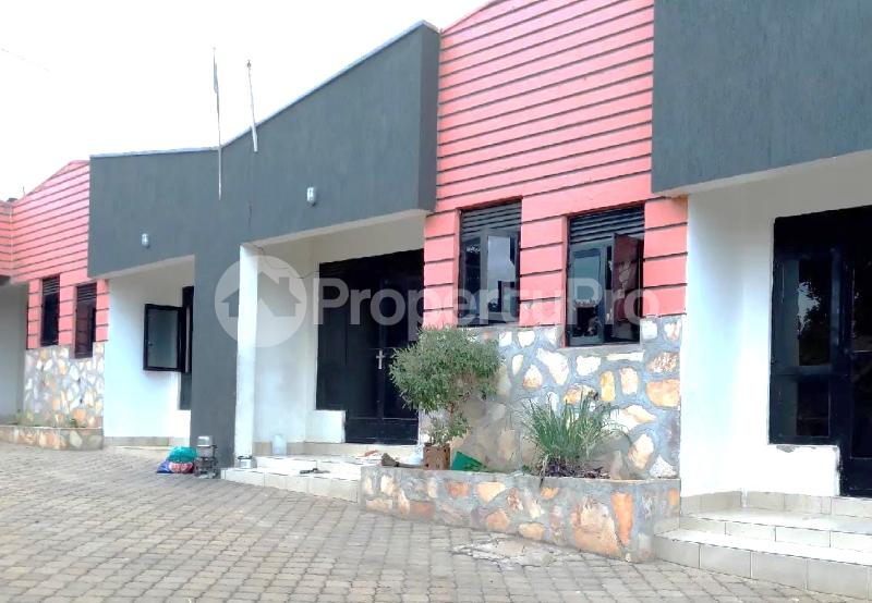 1 bedroom mini flat  Bungalow Apartment for rent bweyogerere road  Wakiso Central - 0