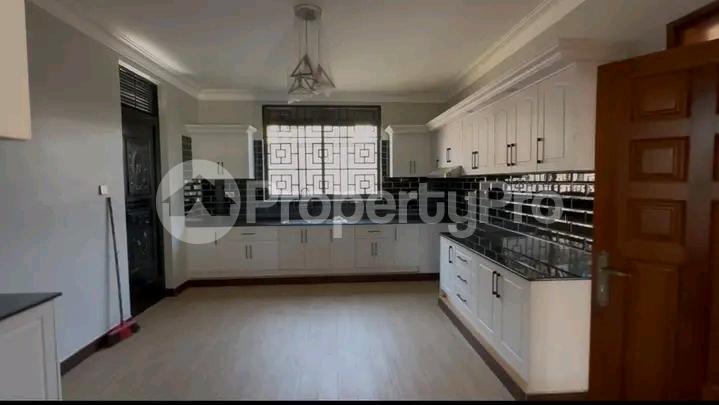 5 bedroom Apartment for sale Kampala Central Kampala Central - 1