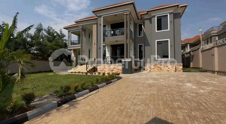 5 bedroom Apartment for sale Kampala Central Kampala Central - 4