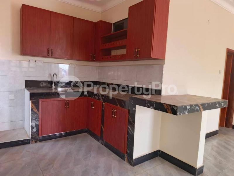 2 bedroom Bungalow Apartment for rent kira road Kira Wakiso Central - 4