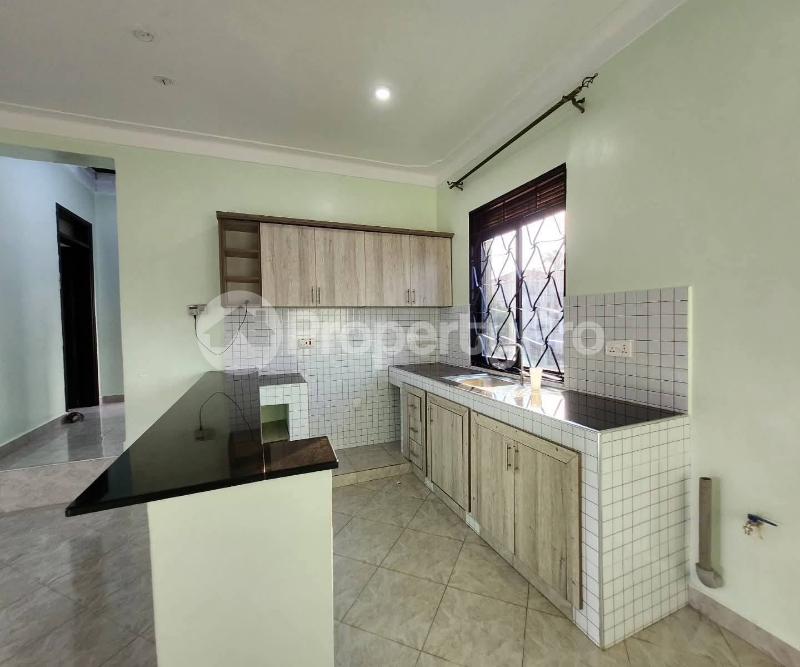 3 bedroom Bungalow Apartment for rent kira road Kira Wakiso Central - 6