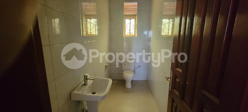 2 bedroom Apartment Block Apartment for rent Buwatte  Kira Wakiso Central - 12