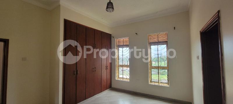 2 bedroom Apartment Block Apartment for rent Buwatte  Kira Wakiso Central - 11