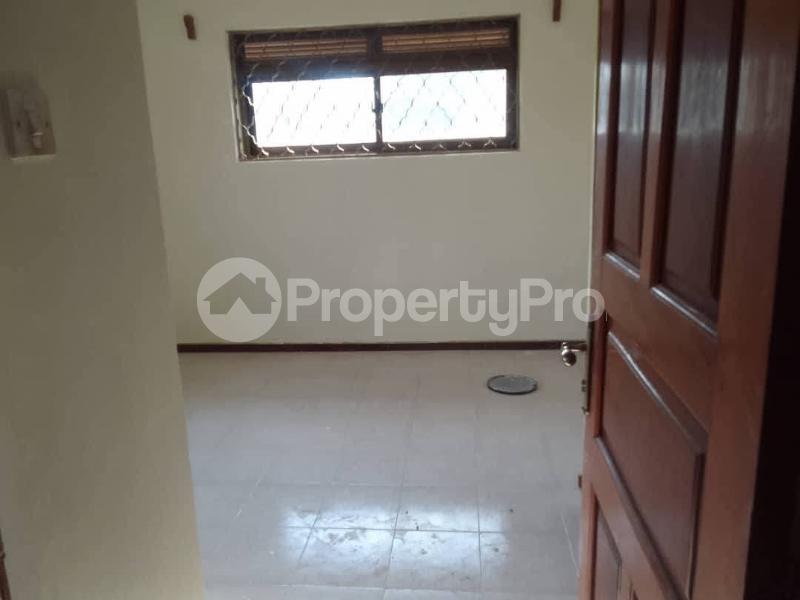 6 bedroom Bungalow Apartment for rent ntinda road Kampala Central - 2