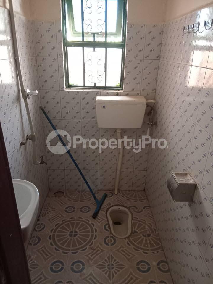 3 bedroom Apartment Block Apartment for rent bweyogerere road  Wakiso Central - 8