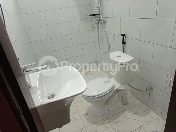 2 bedroom Bungalow Apartment for rent kira road Kira Wakiso Central - 4