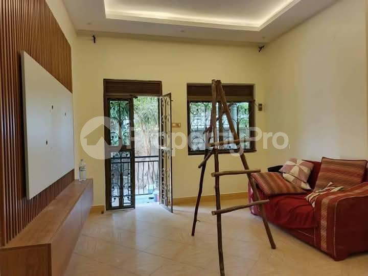 2 bedroom Bungalow Apartment for rent kira road Kira Wakiso Central - 0