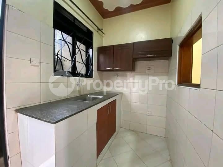 2 bedroom Apartment Block Apartment for rent kira road Kira Wakiso Central - 3