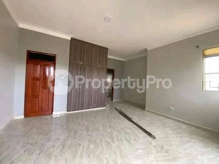 2 bedroom Bungalow Apartment for rent kira road Kira Wakiso Central - 8
