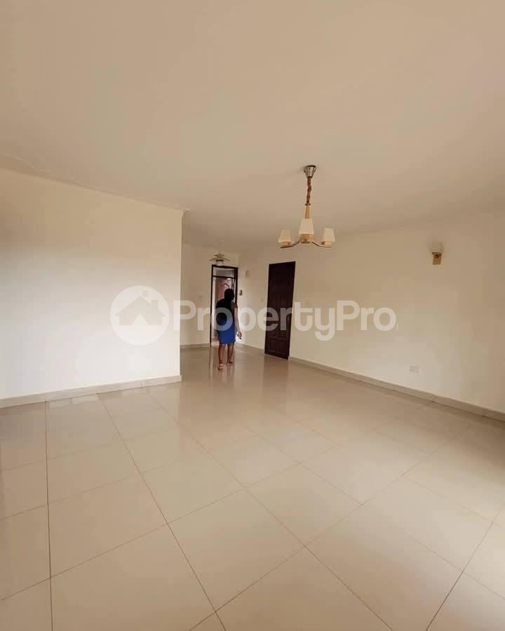 2 bedroom Apartment Block Apartment for rent kisaasi road Wakiso Central - 7