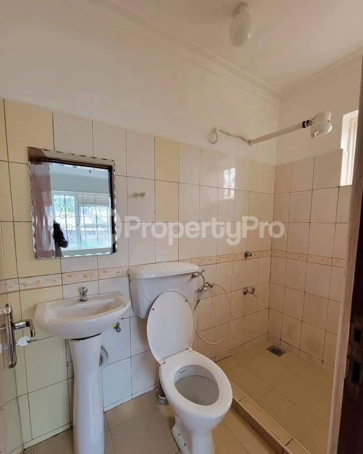 2 bedroom Apartment Block Apartment for rent kisaasi road Kampala Central - 0