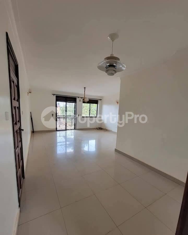 2 bedroom Apartment Block Apartment for rent kisaasi road Wakiso Central - 3