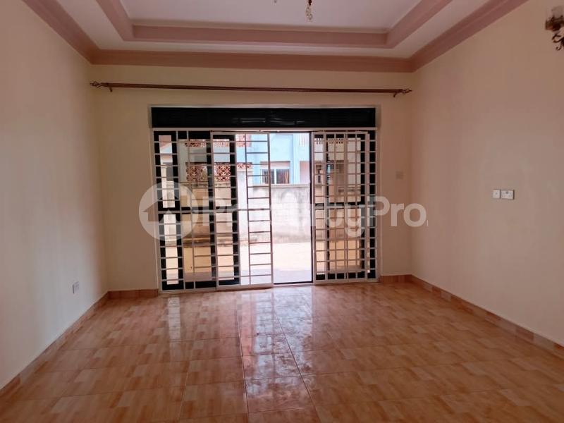 2 bedroom Bungalow Apartment for rent kira road Kira Wakiso Central - 6