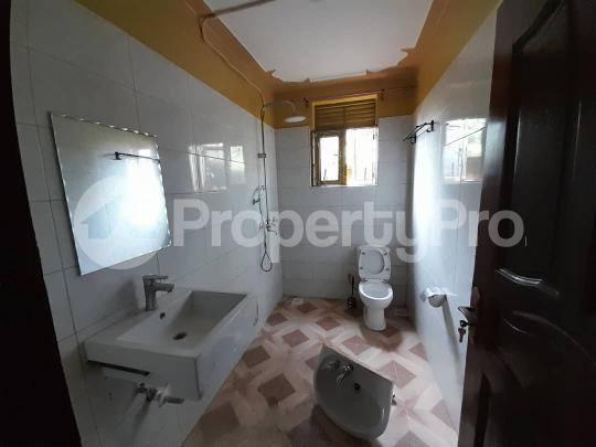 2 bedroom Apartment Block Apartment for rent namugongo road Wakiso Central - 4