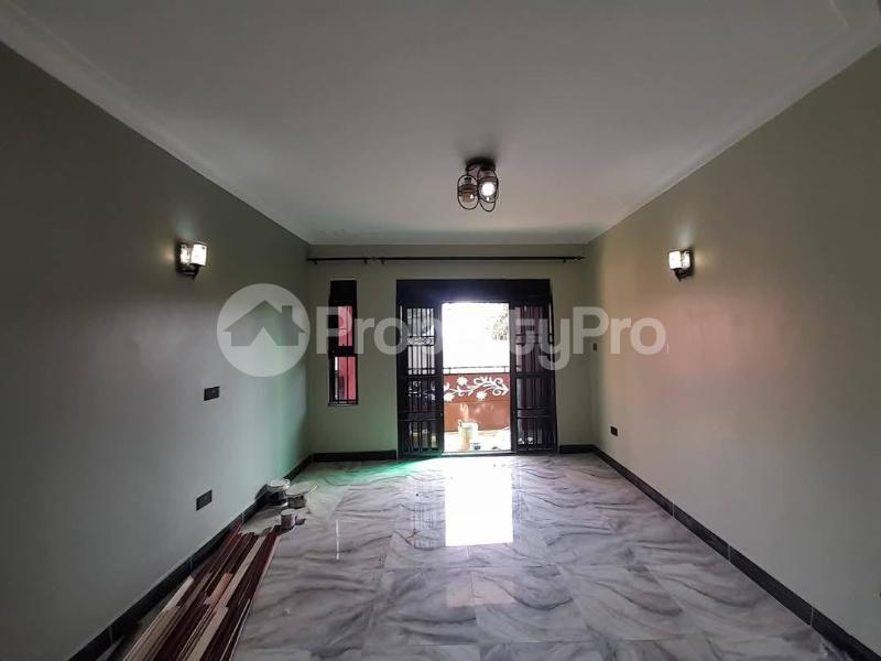 2 bedroom Apartment Block Apartment for rent namugongo road Wakiso Central - 7