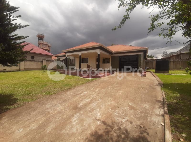 2 bedroom Apartment Block Apartment for rent bweyogerere road  Wakiso Central - 14