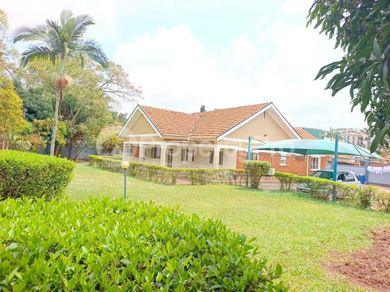 4 bedroom Apartment Block Apartment for rent kololo road Kira Wakiso Central - 8