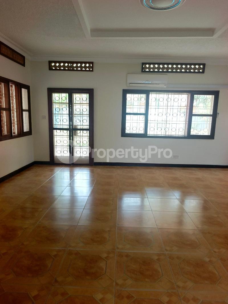 4 bedroom Apartment Block Apartment for rent kololo road Kira Wakiso Central - 1