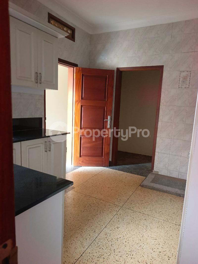 4 bedroom Apartment Block Apartment for rent kololo road Kira Wakiso Central - 4