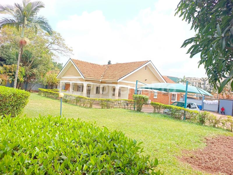 4 bedroom Apartment Block Apartment for rent kololo road Kira Wakiso Central - 7